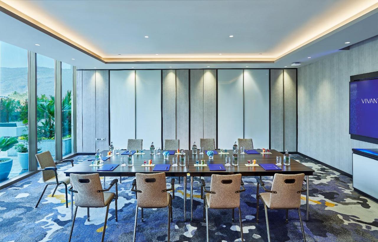 Vivanta Navi Mumbai Turbhe Extérieur photo